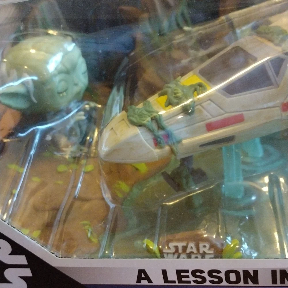 A LESSON IN THE FORCE  Funko Pop #382 Star Wars 40th Empire Strikes Back - Picture 2 of 9